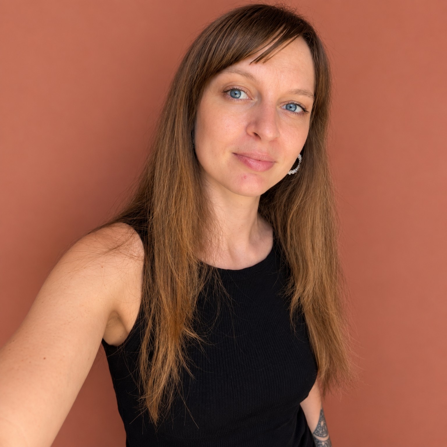 Ritratto di Nora Sophie Nicolaus, consulente marketing e comunicazione